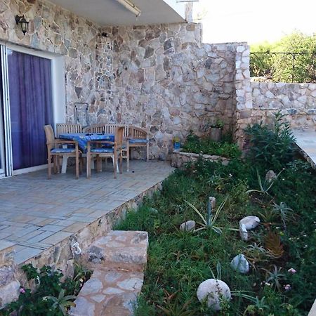 Το πετρινο Βίλα Αγία Μαρίνα Μικρολίμανου Εξωτερικό φωτογραφία