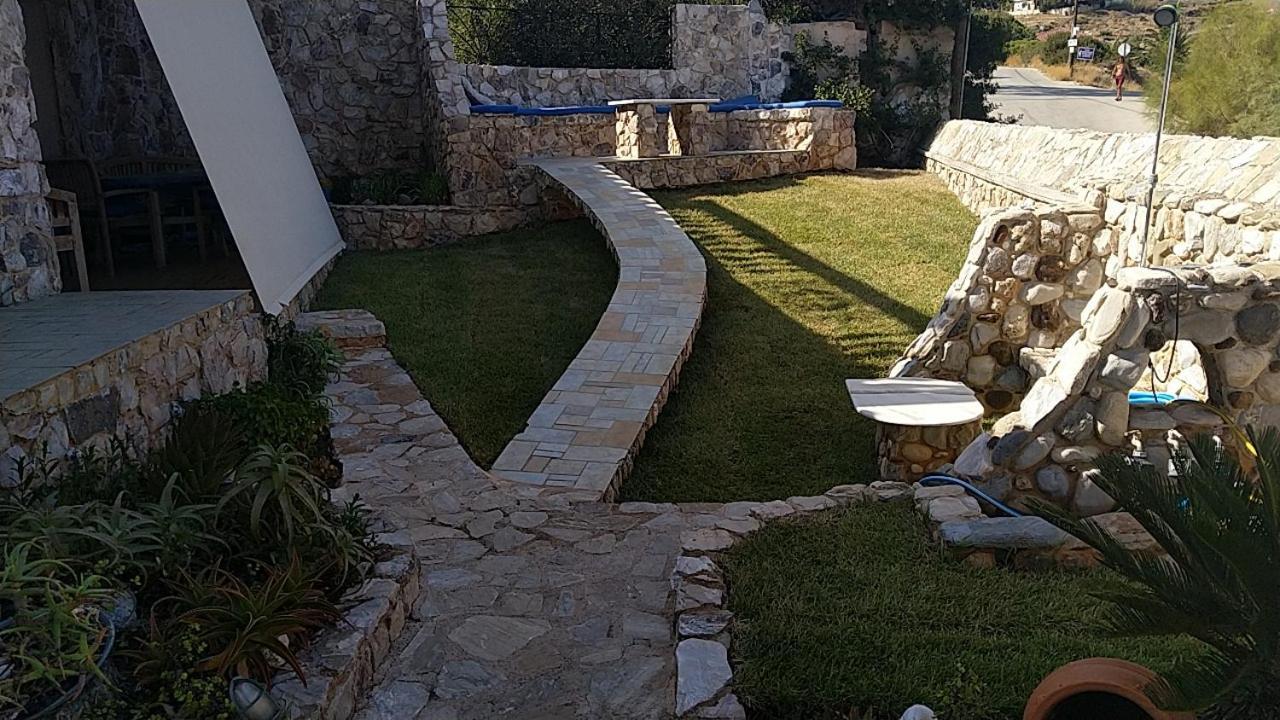 Το πετρινο Βίλα Αγία Μαρίνα Μικρολίμανου Εξωτερικό φωτογραφία