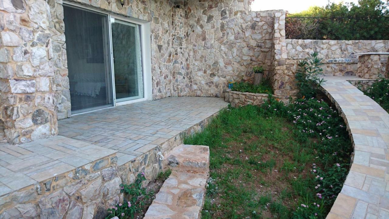 Το πετρινο Βίλα Αγία Μαρίνα Μικρολίμανου Εξωτερικό φωτογραφία